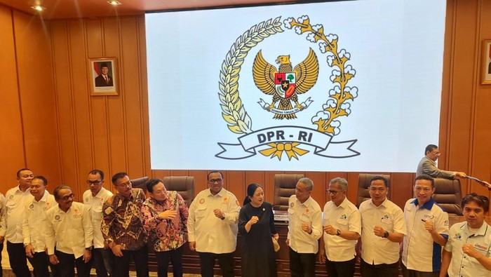 Inilah Curhat Massa Buruh soal Kerusuhan Saat Temui Puan di Senayan