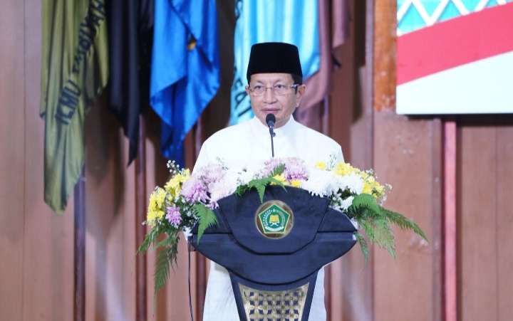 Minta Maaf, Menag Jelaskan Upaya Pemerintah Sejahterakan Guru