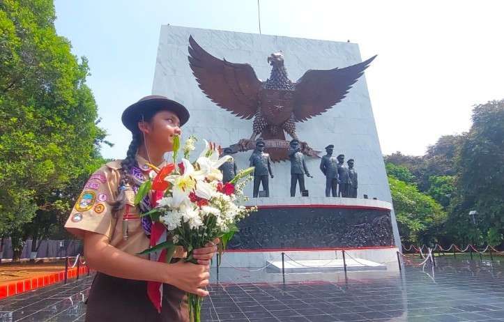 Mengenal Edhi Sunarso, Arsitek Monumen Pancasila Sakti