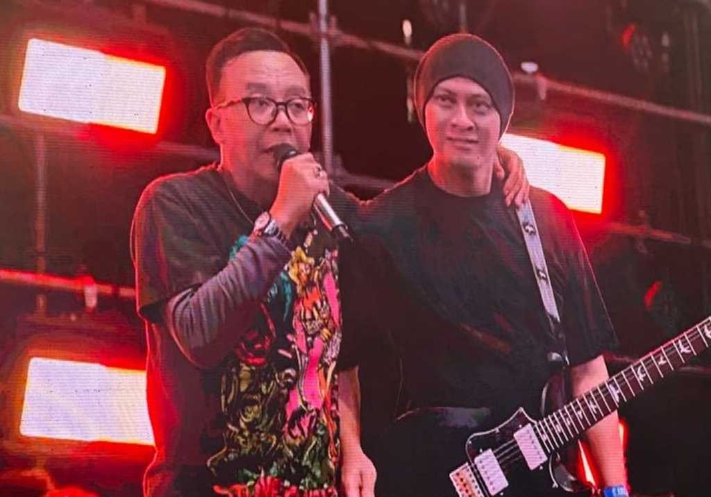 Ari Lasso-Andra Ramadhan guncang Pestapora dengan sing along massal