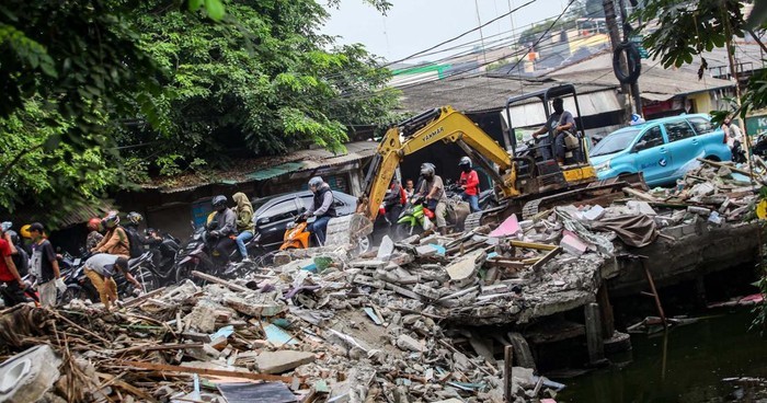 Ledakan Terjadi di Pamulang: 8 Rumah Rusak, 7 Orang Terluka