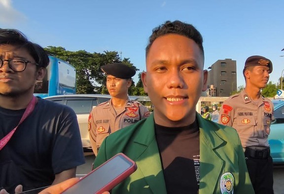 DPR Sudah Pangkas Tunjangan Anggota, BEM SI Mengaku Belum Puas