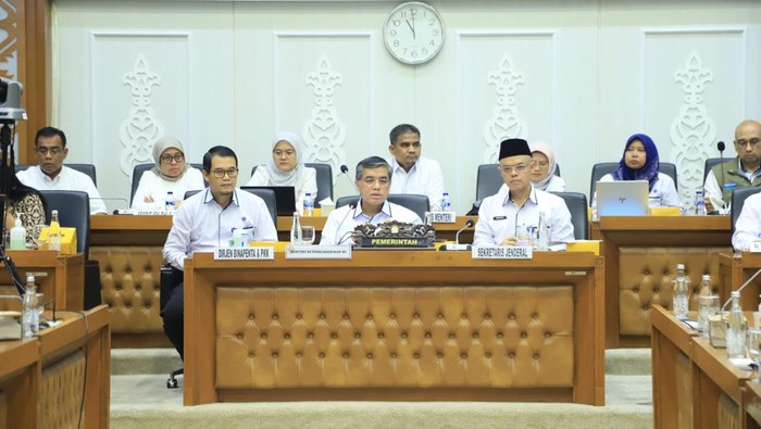 Menaker Harap RUU PRT Beri Kepastian Hukum & Jaminan Sosial yang Adil