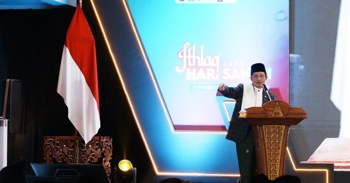 Buka Hari Santri 2025, Menag Ungkap Rencana Eselon I Urus Pesantren