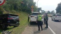 Fortuner Tabrak Mobil Lain di Tol Jagorawi gegara Sopir Ngantuk, 1 Orang Luka