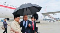 Prabowo Tiba di Jepang untuk Expo 2025 Osaka, Disambut Didit