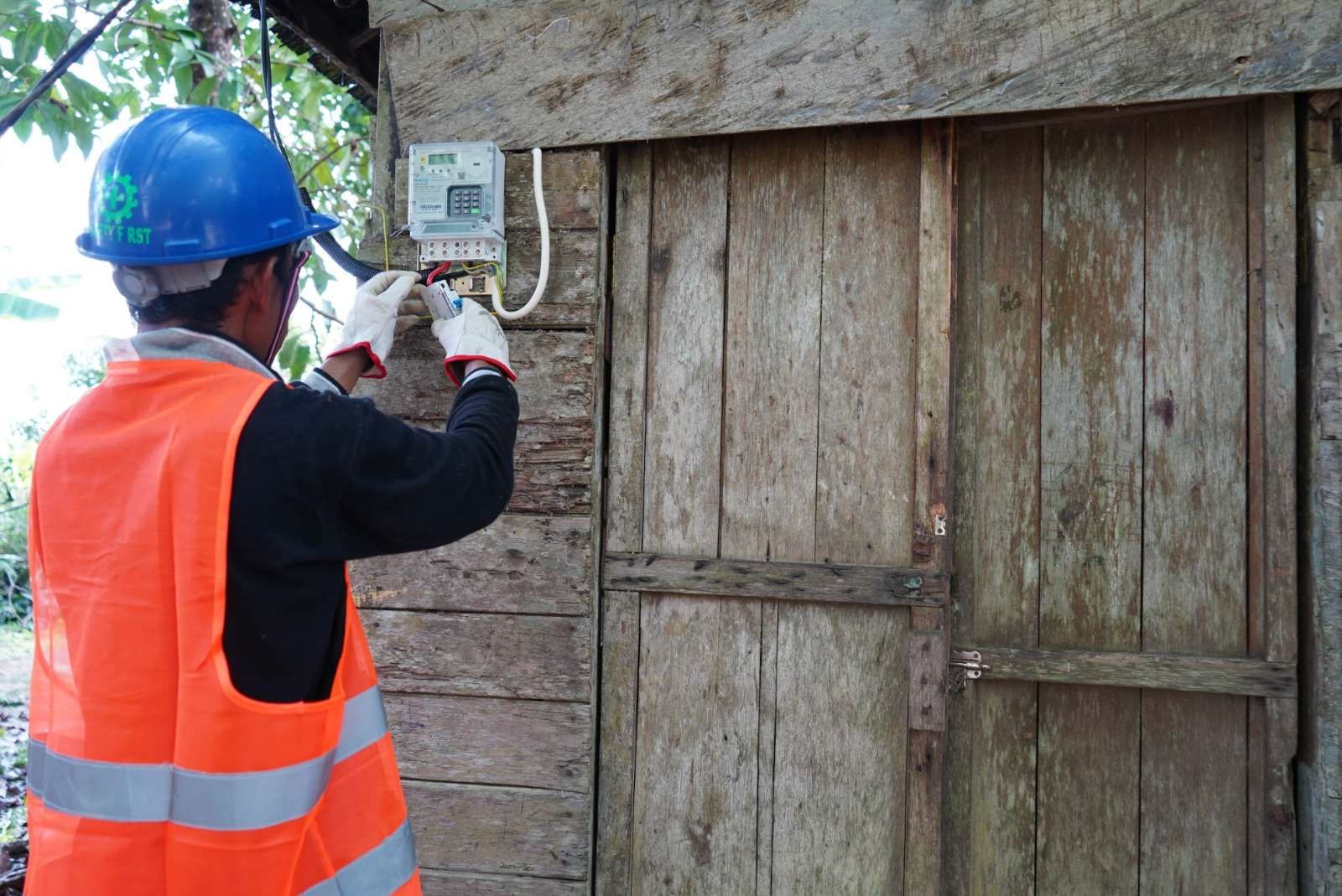 Peningkatan Listrik Daerah Terpecil Jangkau 1,2 Juta Rumah