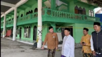 Ketua Fraksi Golkar Muhammad Sarmuji Kunjungi Ponpes Al Khoziny, Sampaikan Duka dan Komitmen Pemulihan