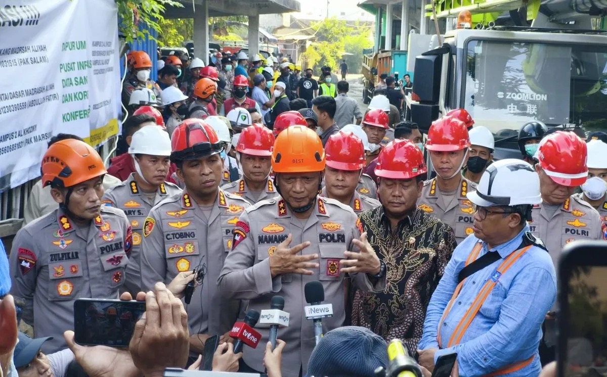 Kapolda Jatim: Penyebab ambruknya Ponpes Al Khoziny masih diselidiki