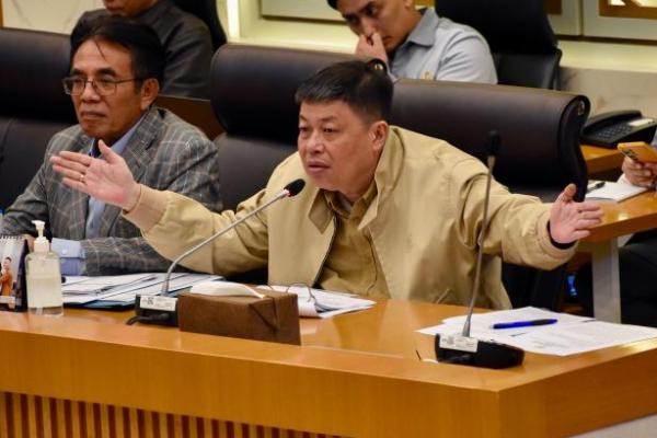 Wakil Ketua Komisi IV DPR: Stabilisasi Harga Beras Harusnya Lewat Distribusi, Bukan Represi