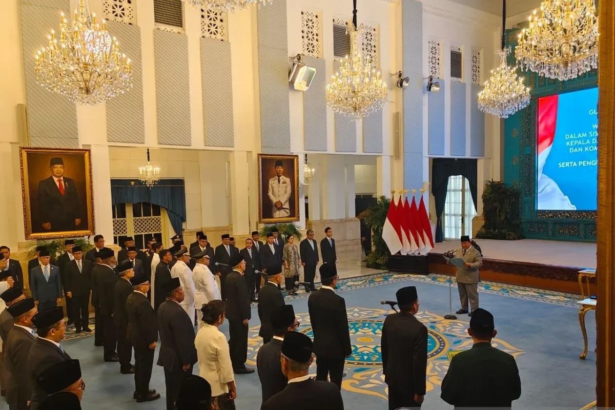 Prabowo lantik Komjen Pol (Purn) Akhmad Wiyagus sebagai Wamendagri