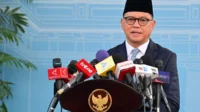Menteri Pelindungan Pekerja Migran Indonesia Mukhtarudin memastikan 110 warga negara Indonesia (WNI) yang menjadi korban maupun yang terlibat dalam penipuan daring (online scam) di Kamboja dalam kondisi aman.