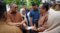 Andre Rosiade Beri Bantuan Rp 100 Juta untuk Korban Bencana Kota Solok