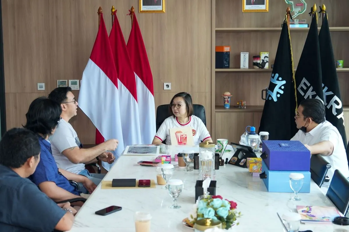 Wamenparekraf Dorong Industri Percetakan Tingkatkan Keterampilan dan Nilai Produk Kreatif