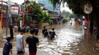 Banjir Akibat Luapan Ciliwung Rendam 20 RT di Jakarta Pagi Ini