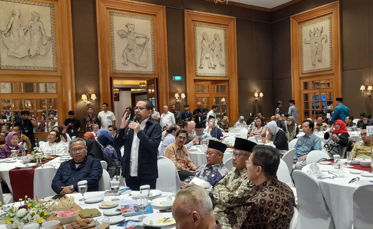 Kepala Staf Kepresidenan (KSP) Muhammad Qodari saat memberikan testimoni buku "Pendidikan Bermutu untuk Semua: Mengenali Pokok-pokok Pikiran Abdul Mu'ti" di Jakarta pada Senin (27/10/2025)