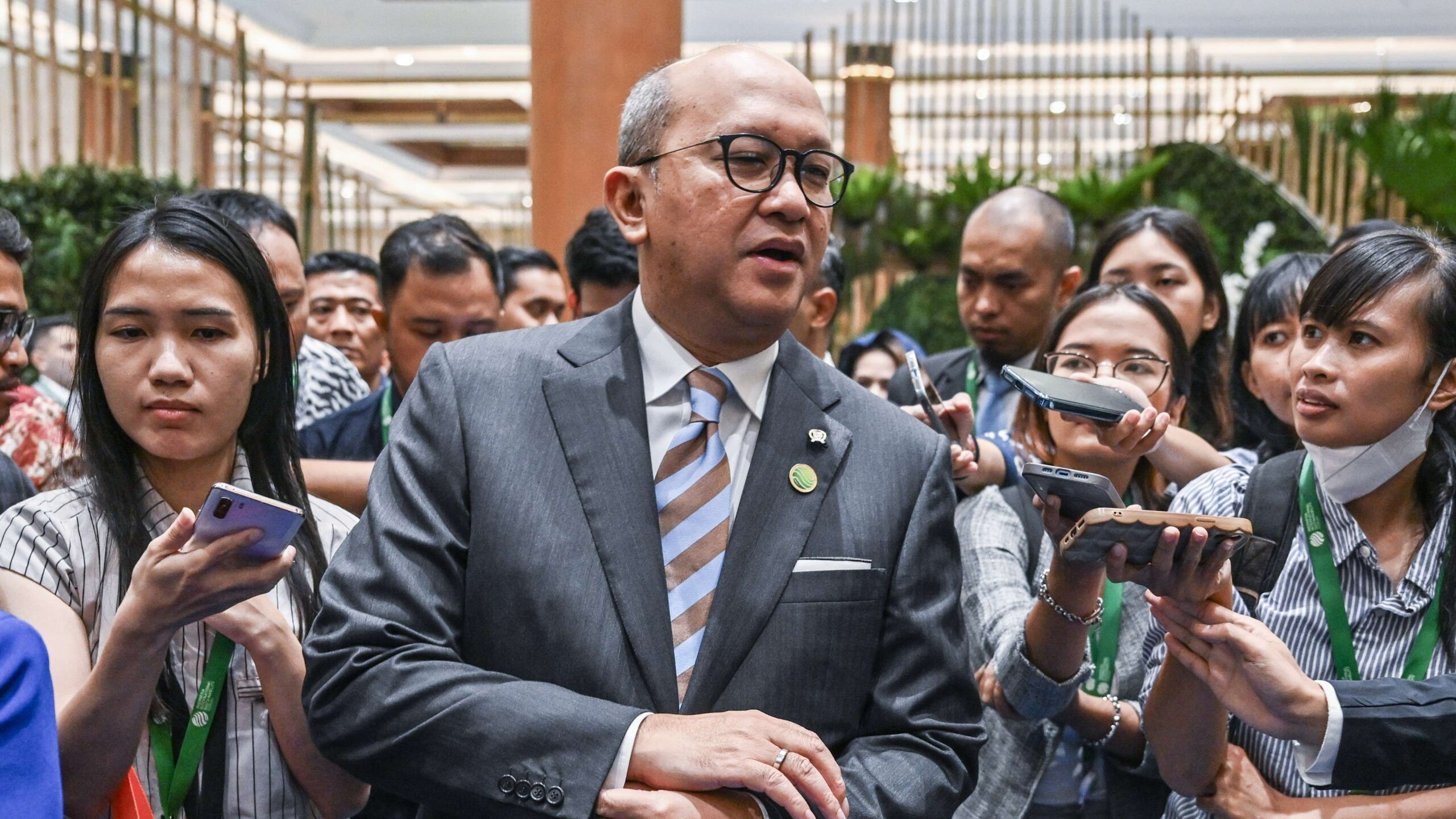 Menteri Investasi: Potensi Energi Terbarukan Indonesia 3.700 Gigawatt