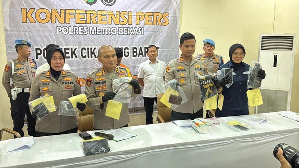 Gadis Pujaan Dipacari Teman, Pria di Bekasi Tusuk Sesama Barber