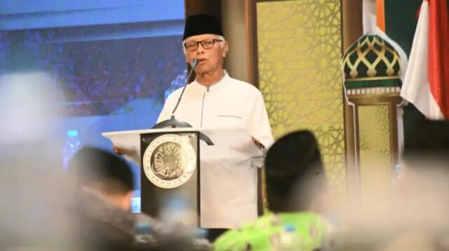 KH Anwar Iskandar Kembali Jadi Ketum MUI 2025–2030