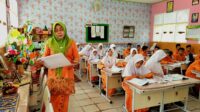 90970011055-img-20190831-wa0033 DPR dan Kemendikdasmen Finalisasi Aturan Baru Pendidikan Nasional: Sekolah Aman, Nyaman, dan Humanis