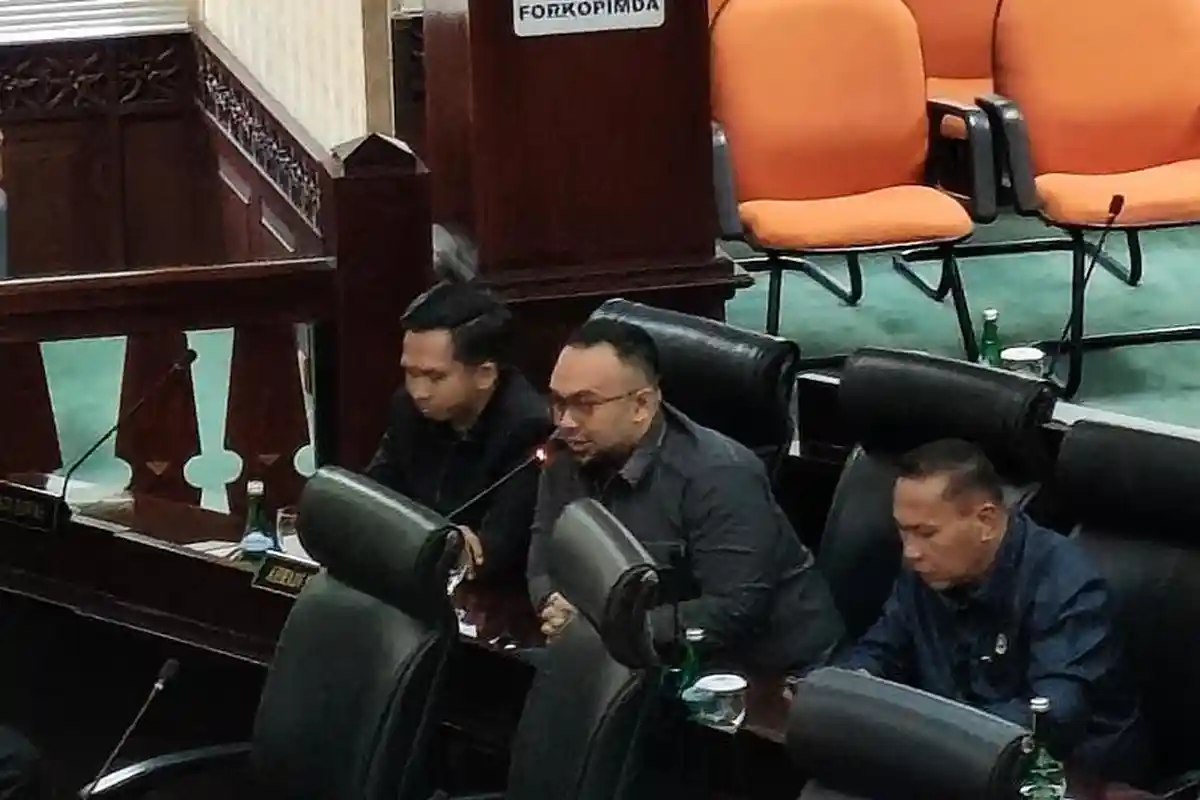 DPRD Kota Bekasi Soroti Rencana Sewa Mobil Listrik, Ingatkan Prioritas Penanganan Sampah