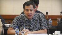 Anggota_Komisi_XII_DPR_RI_Ade_Jona_Prasetyo_saat_melakukan_kunjungan_kerja_bersama_mitra_Komisi_XII_20251128172956 Komisi XII DPR RI Salurkan Bantuan Korban Banjir Sumut
