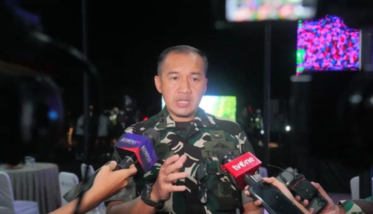 TNI latihan terjun malam untuk jaga Babel dari praktik tambang ilegal