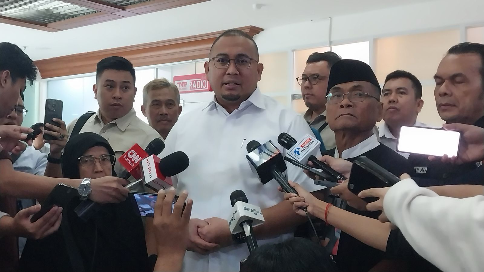 DPR Dukung Langkah Pemerintah Ambil Alih Utang Whoosh