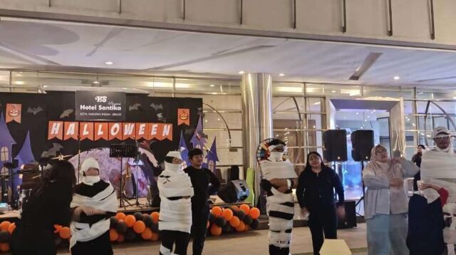 Halloween di Bekasi Penuh Keceriaan, Bukan Sekadar Seram!