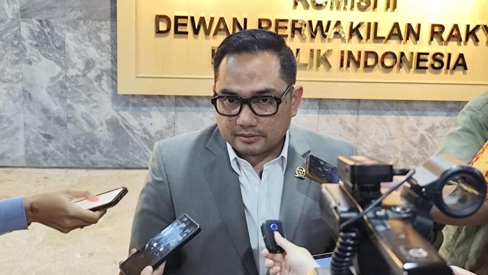 Komisi II DPR Usulkan Insentif PAD untuk Kepala Daerah, Dinilai Bisa Tekan Korupsi
