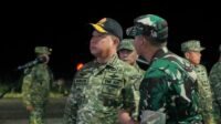 Panglima TNI Tinjau Latihan Terjun Malam di Bangka, Perkuat Kesiapsiagaan Wilayah Strategis