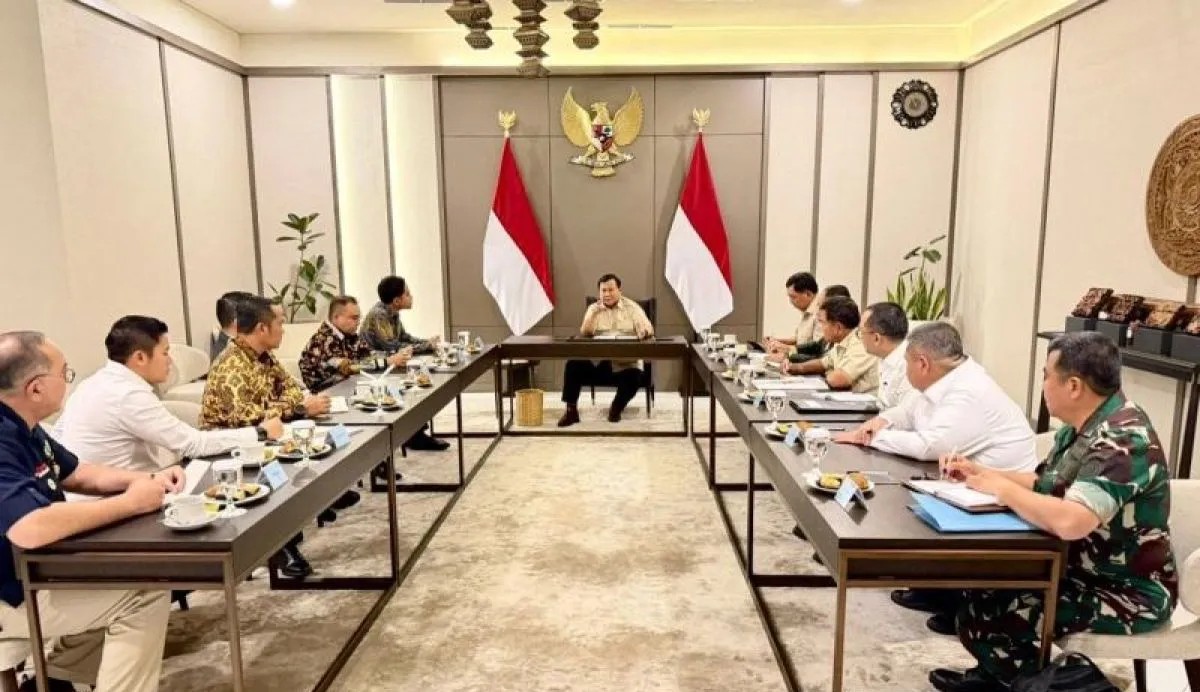 Prabowo Pimpin Rapat Terbatas di Halim Sebelum Bertolak ke Australia