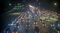Jelang Nataru, Tol Japek Padat Malam Ini, BBM di Rest Area Habis"?