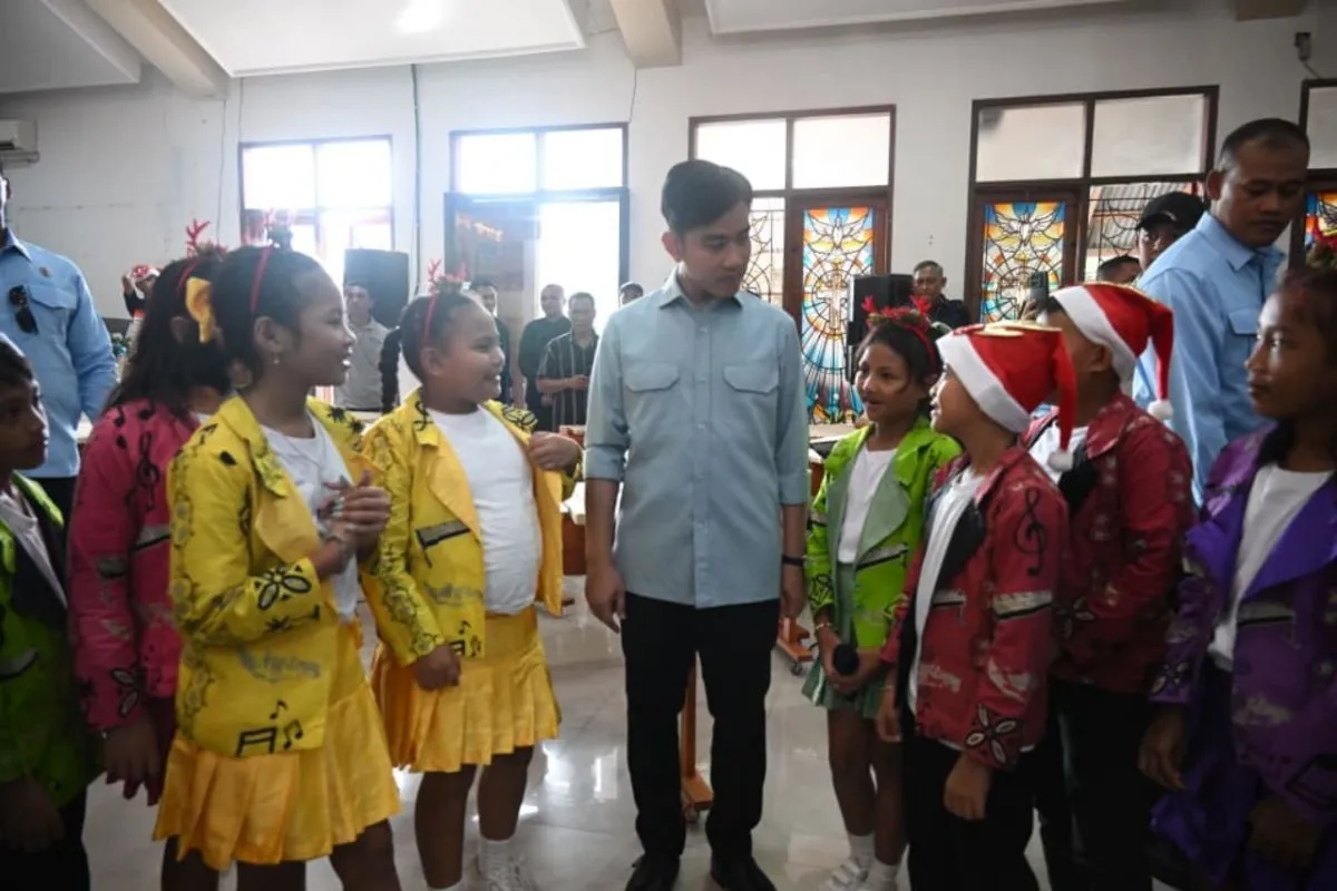 Gibran Kunjungi GPdI Sam Ratulangi, Pastikan Ibadah Natal Aman dan Lancar