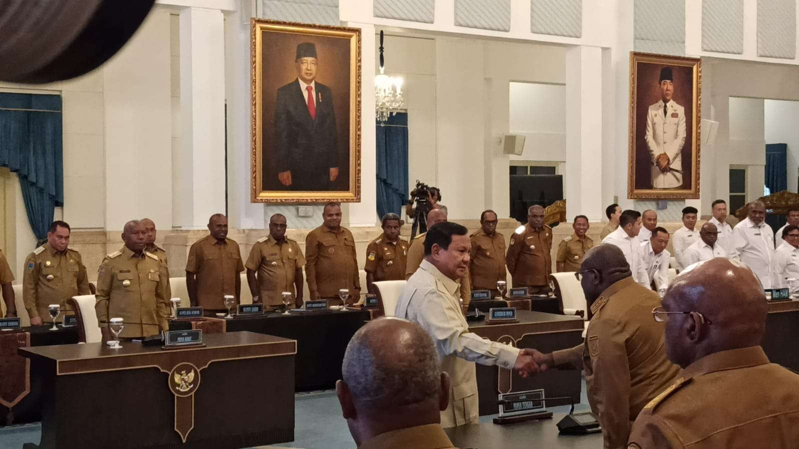 Presiden Larang Kepala Daerah Papua ke Luar Negeri