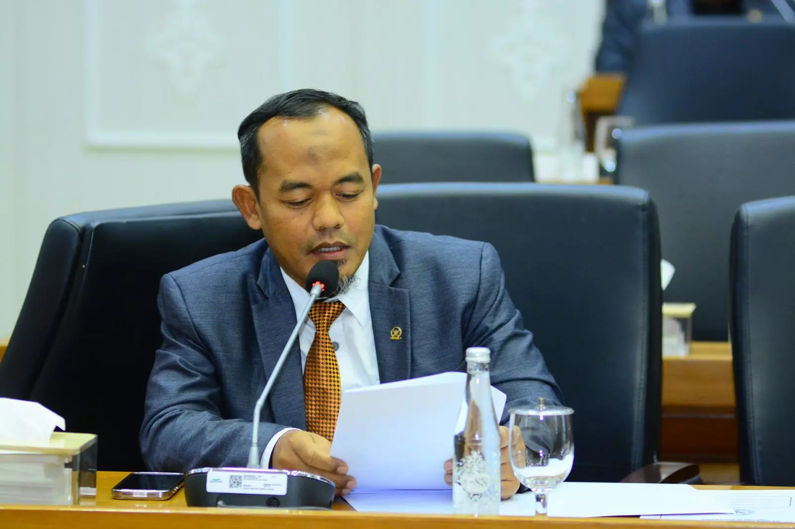 Komisi IV DPR Ultimatum Kemenhut: 30 Hari Bongkar Pelaku Illegal Logging