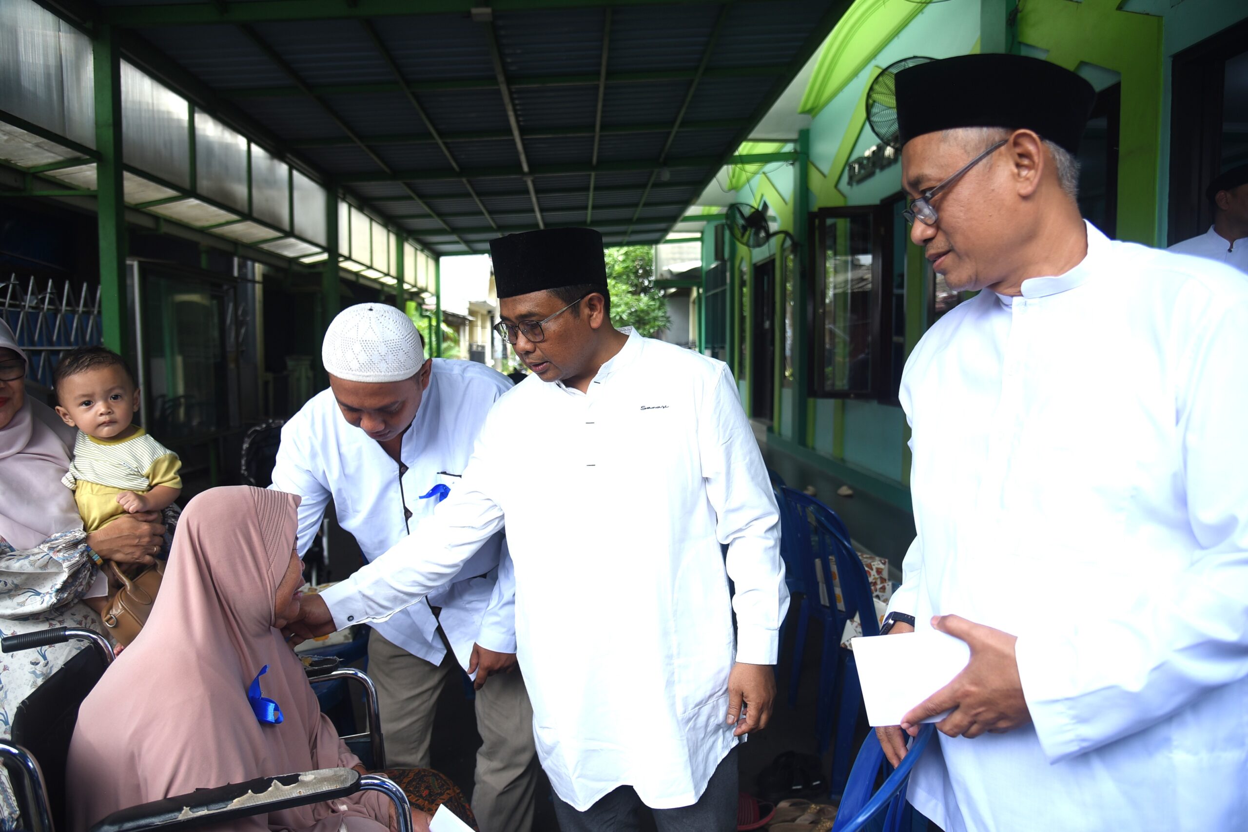 UPZ Setjen DPR RI Salurkan Santunan Yatim dan Dhuafa di Ciputat