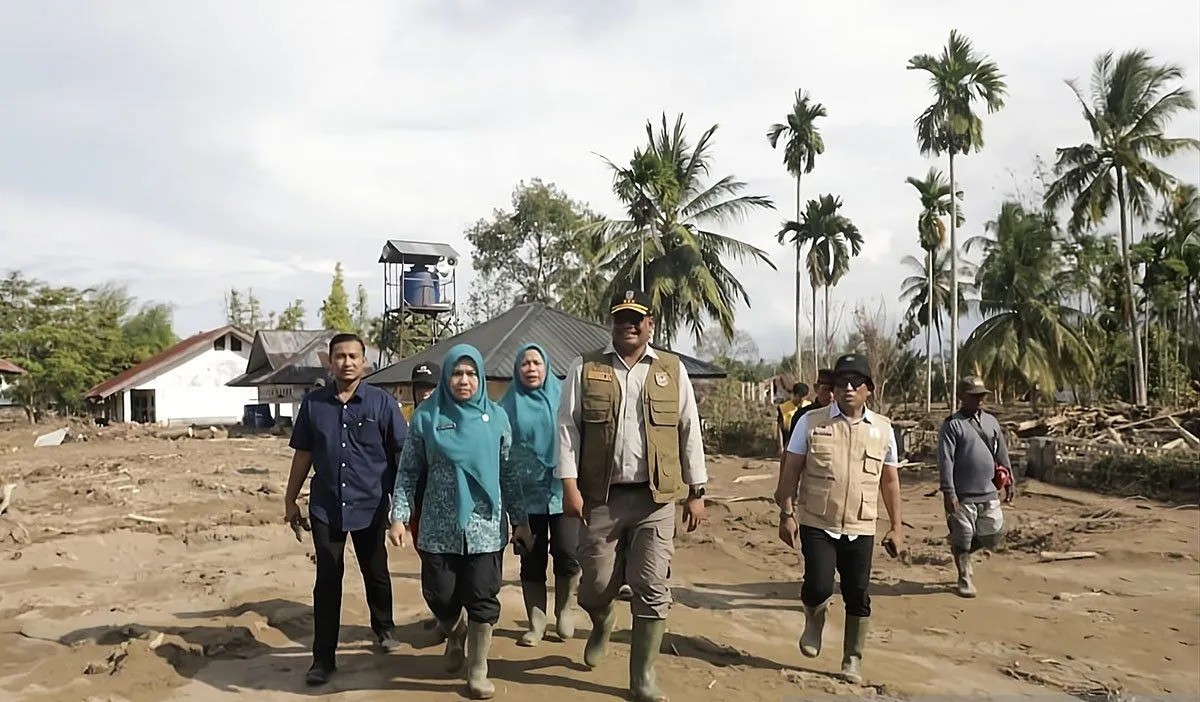 Ditjen Bina Adwil serahkan bantuan ke wilayah banjir terparah di Aceh
