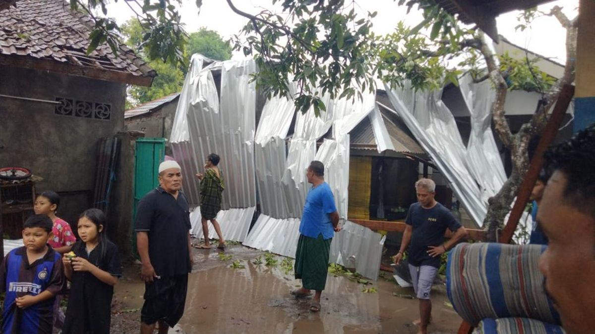 BMKG: Bibit Siklon Tropis 93S Muncul di NTB, Waspada Cuaca Ekstrem
