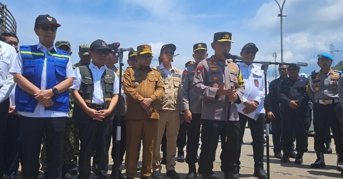 Menko PMK dan Kapolri Tinjau Pelabuhan Merak, Pastikan Layanan Aman Jelang Natal