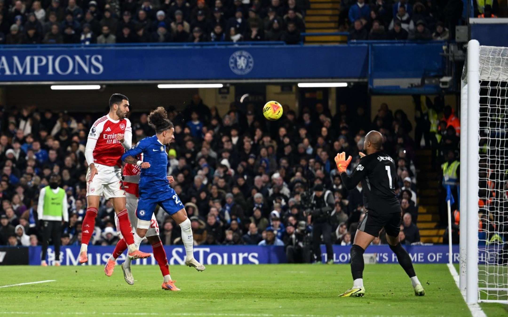 Arsenal Ditahan Chelsea 1-1 di Stamford Bridge