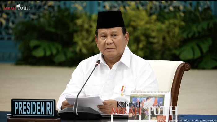 Prabowo Ucapkan Selamat Natal & Tahun Baru, Ajak Bangsa Bangkit Hadapi Bencana