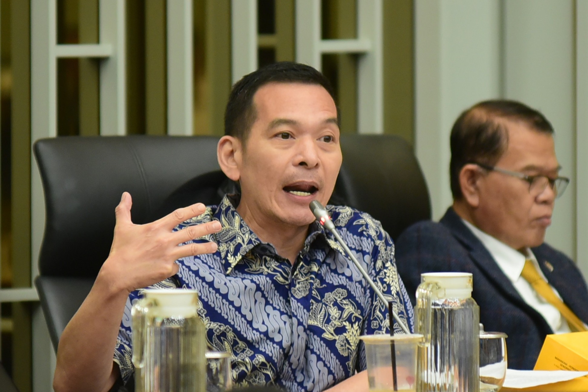 Harga Gabah Merosot, Daniel Johan Desak Pemerintah Segera Bertindak