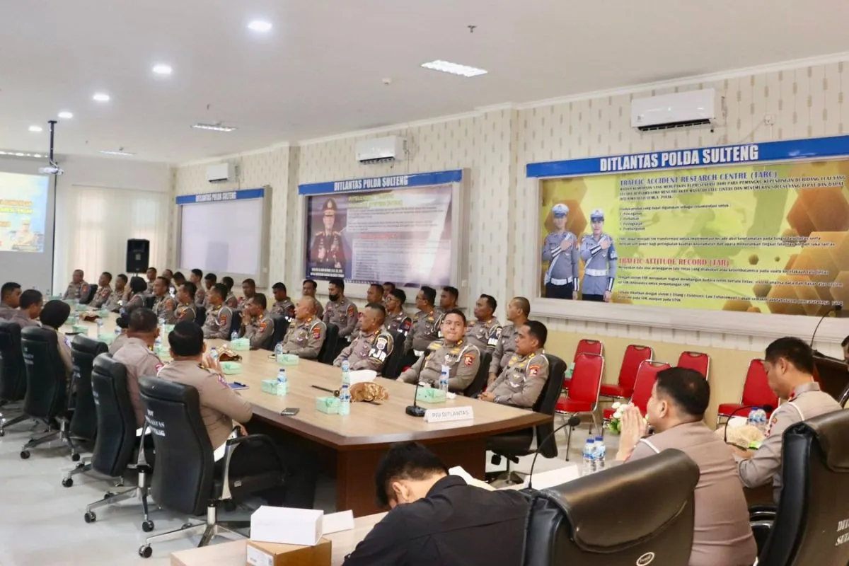 Korlantas Polri Distribusikan ETLE Handheld ke Polda Sulteng, Dorong Penegakan Hukum Digital