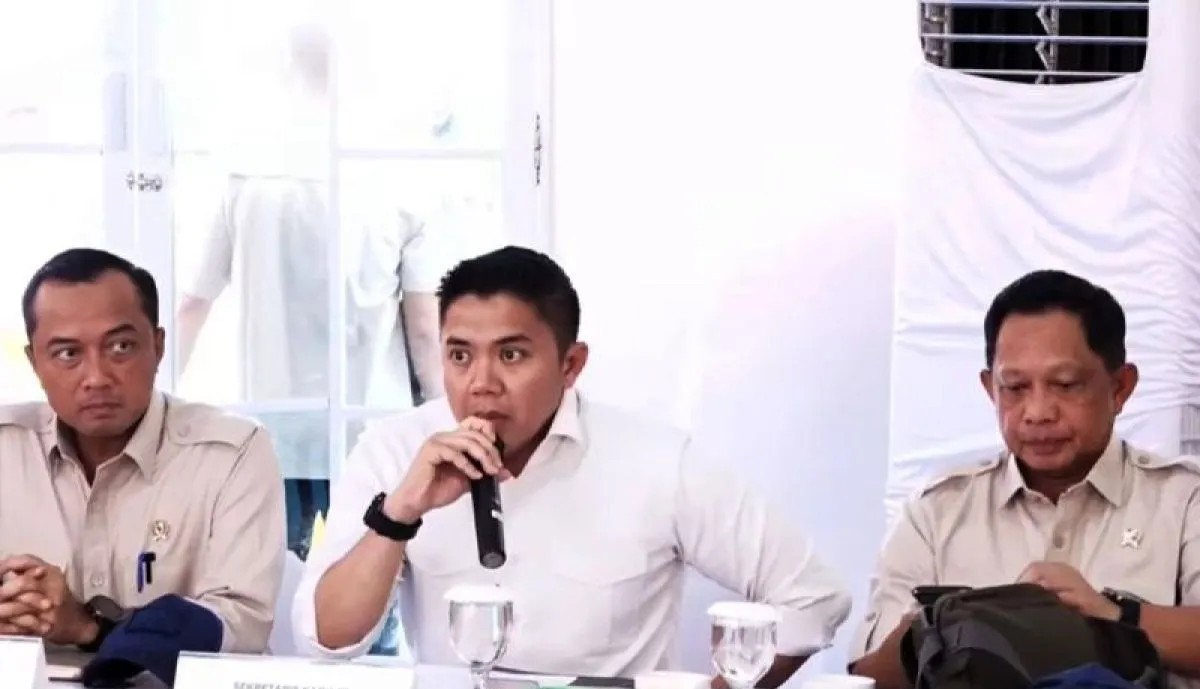 Seskab Buka Ratas, Presiden Prabowo Bahas 600 Hunian untuk Korban Banjir Aceh