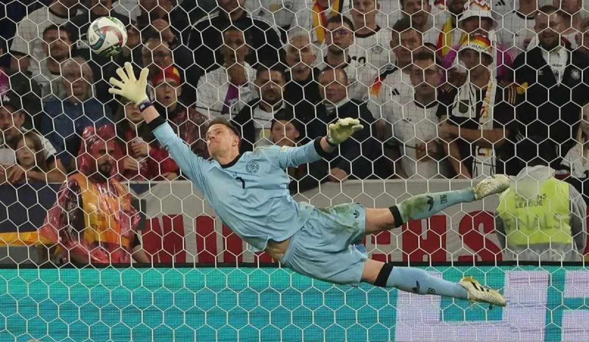 Marc-Andre ter Stegen Dikabarkan Kian Dekat ke Girona