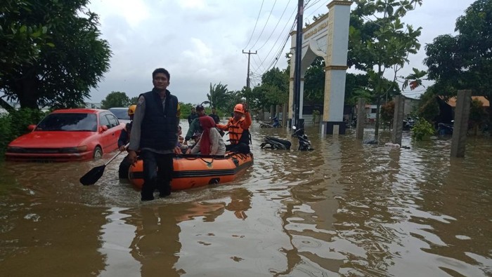 51 Desa di Bekasi Terendam, Ribuan Warga Mengungsi