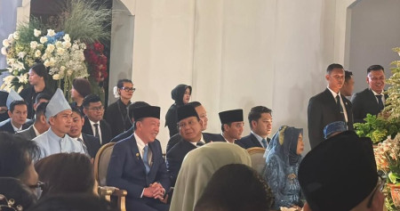 Prabowo dan Jokowi Hadiri Pernikahan Sekretaris Pribadi di TMII