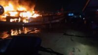 Kapal Nelayan Terbakar di Penjaringan, 17 Mobil Damkar Dikerahkan