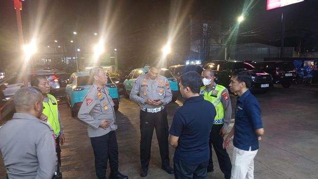 Nasib Taksi Listrik Celaka di Tangerang: Maju Kena, Mundur Kena